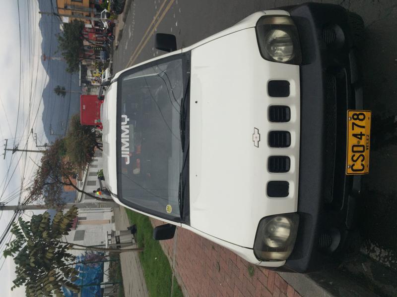 Chevrolet 1500 • 2000 • 230,000 km 6