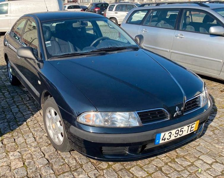 Mitsubishi Carisma • 2002 • 200,000 km 1
