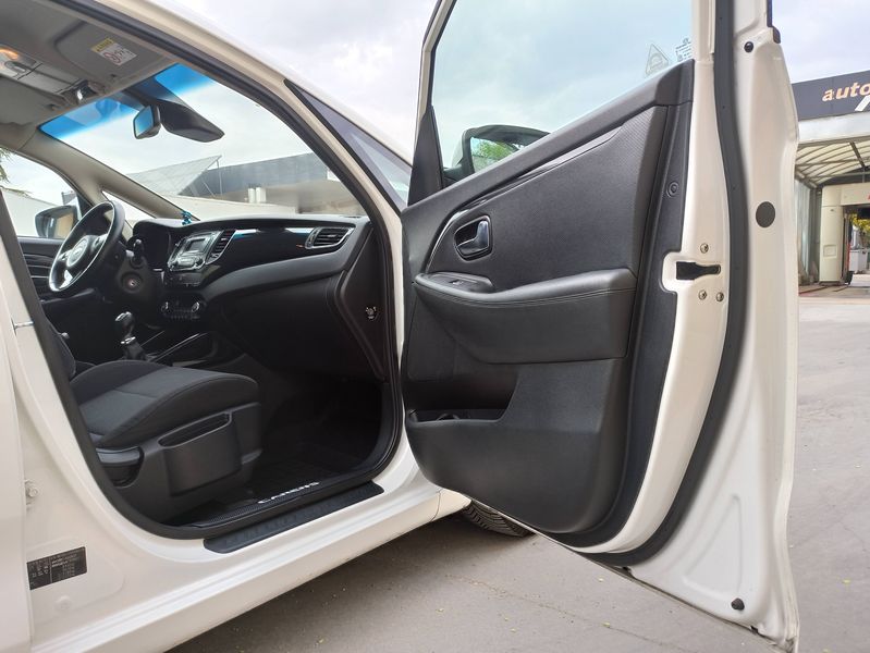 Kia Carens • 2014 • 210,000 km 14