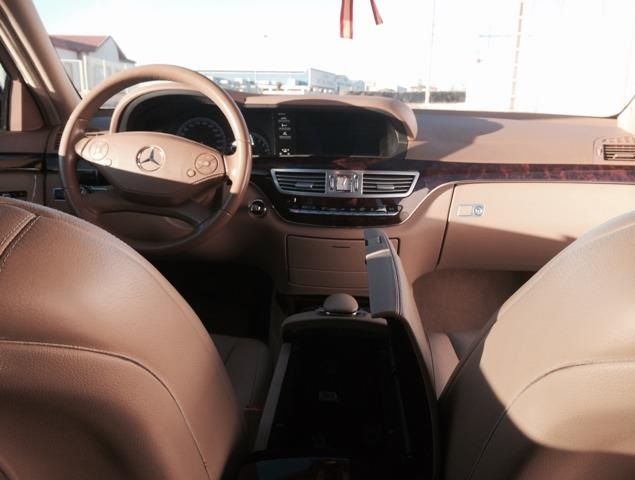 Mercedes-Benz S-Class • 2011 • 289,000 km 9