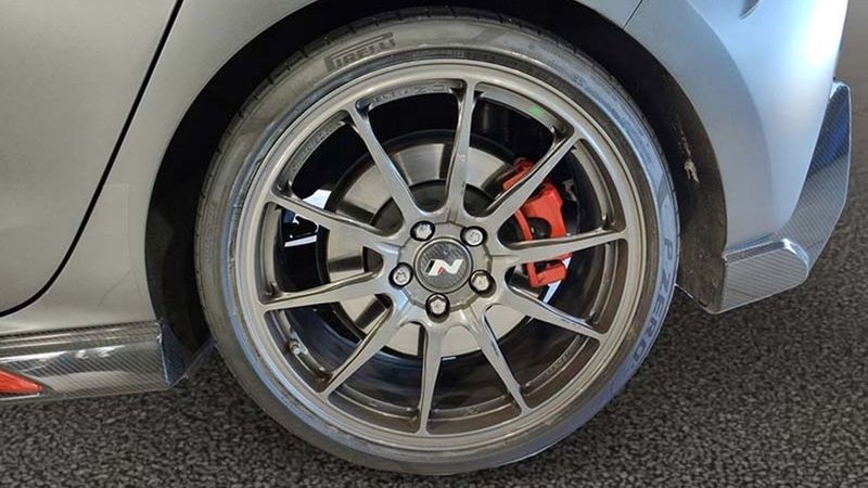 Hyundai i30 • 2020 • 21,133 km 14