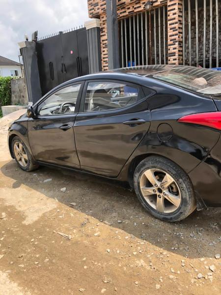 Hyundai Elantra • 2013 • 125,000 km 2