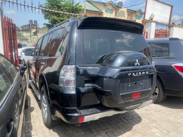 Mitsubishi Pajero • 2019 • 34 km 3