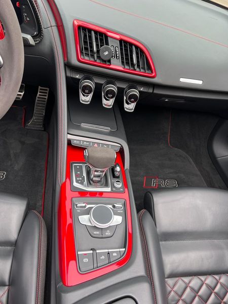 Audi R8 • 2018 • 44,000 km 16