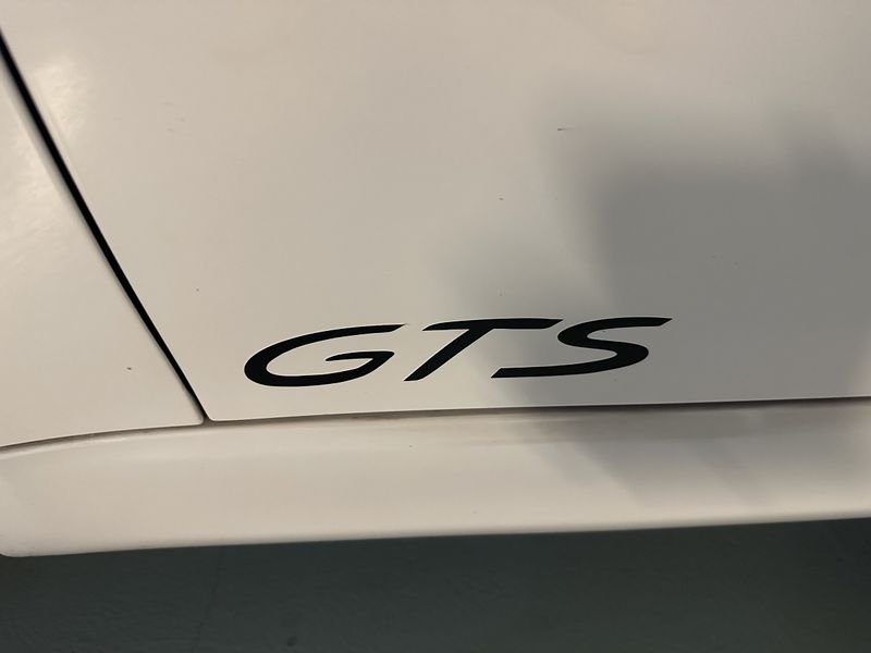 Porsche Cayman • 2013 • 97,200 km 9