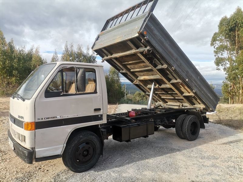 Mitsubishi Fuso canter • 1991 • 210,000 km 4