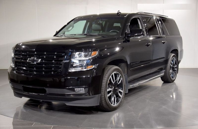 Chevrolet Suburban • 2019 • 47,700 km 2