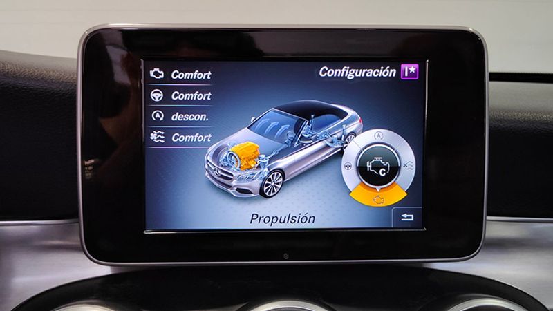 Mercedes-Benz C-Class • 2017 • 106,792 km 15