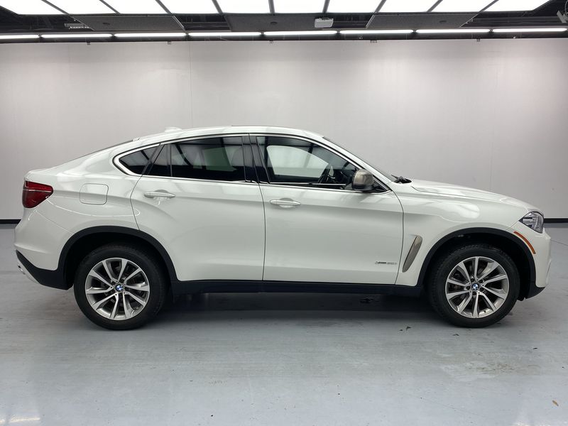 BMW X6 • 2018 • 25,512 km 2