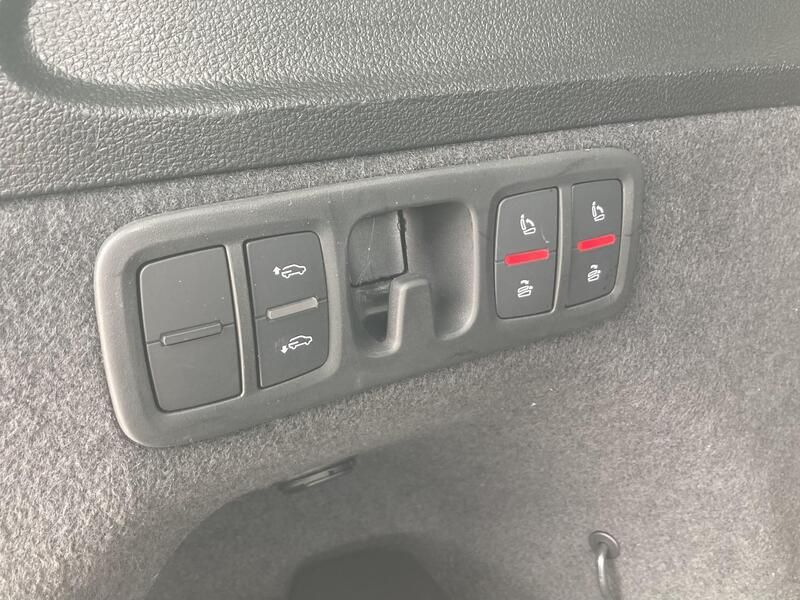 Audi Q7 • 2020 • 59,577 km 5