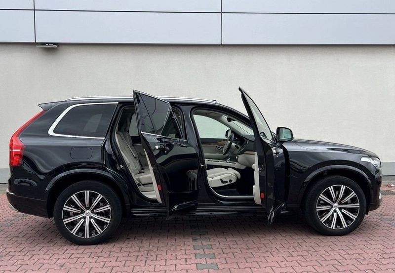 Volvo XC90 • 2022 • 46,724 km 3