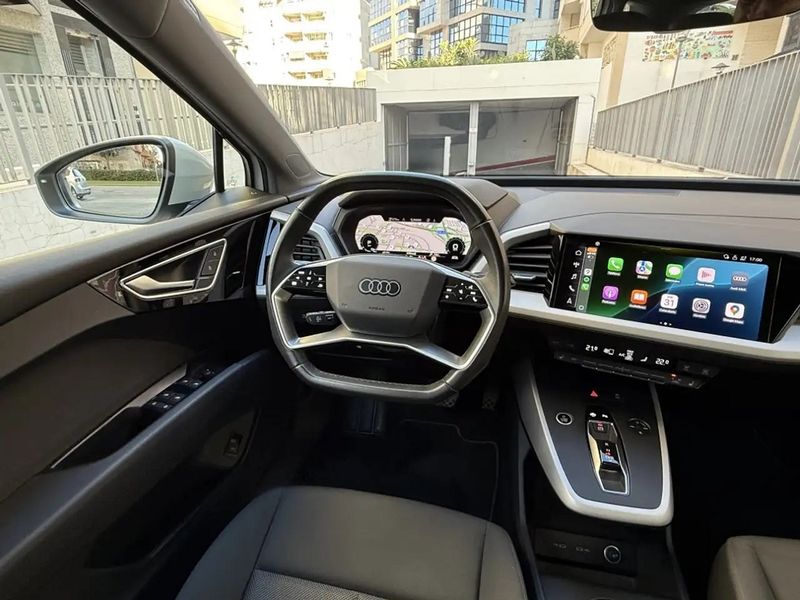 Audi Q3 • 2023 • 71,200 km 2