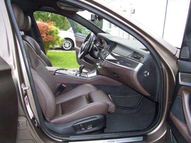 BMW M5 • 2014 • 128,500 km 6