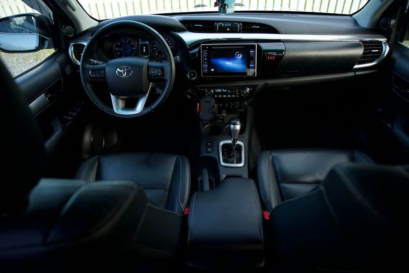Toyota Hilux • 2016 • 87,499 km 8