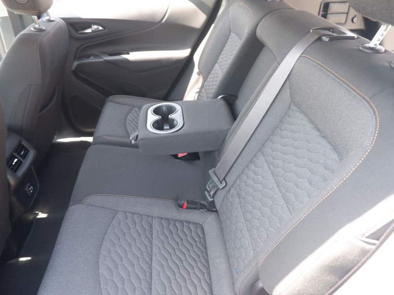 Chevrolet Equinox • 2021 • 25,000 mi 3