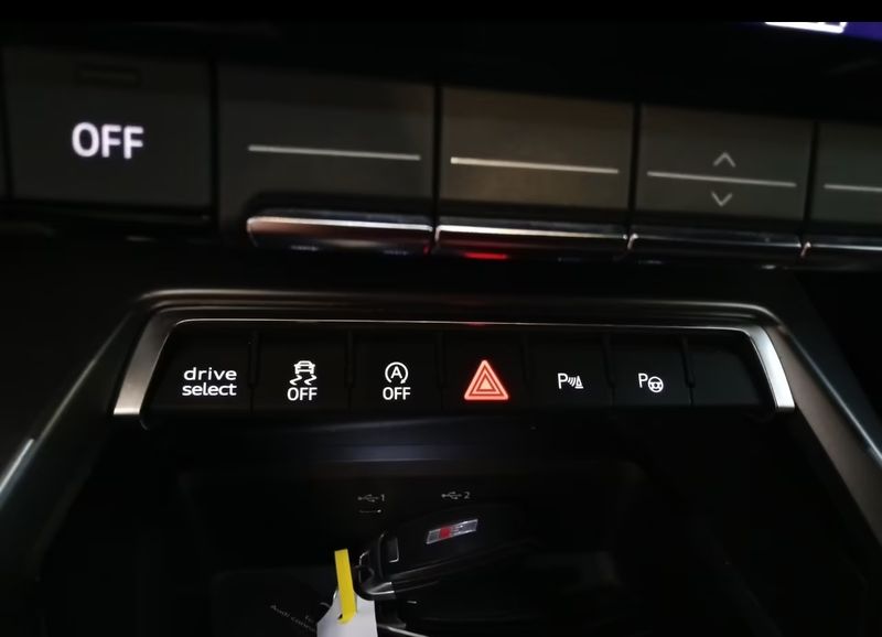 Audi S3 • 2022 • 25,169 km 8