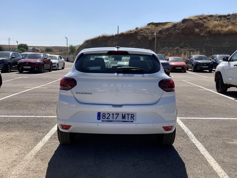 Dacia Sandero • 2024 • 15,000 km 4