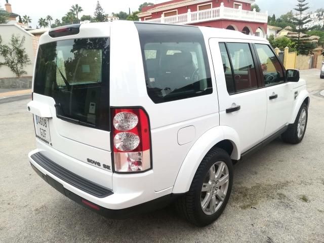 Land Rover Discovery • 2010 • 140,000 km 5