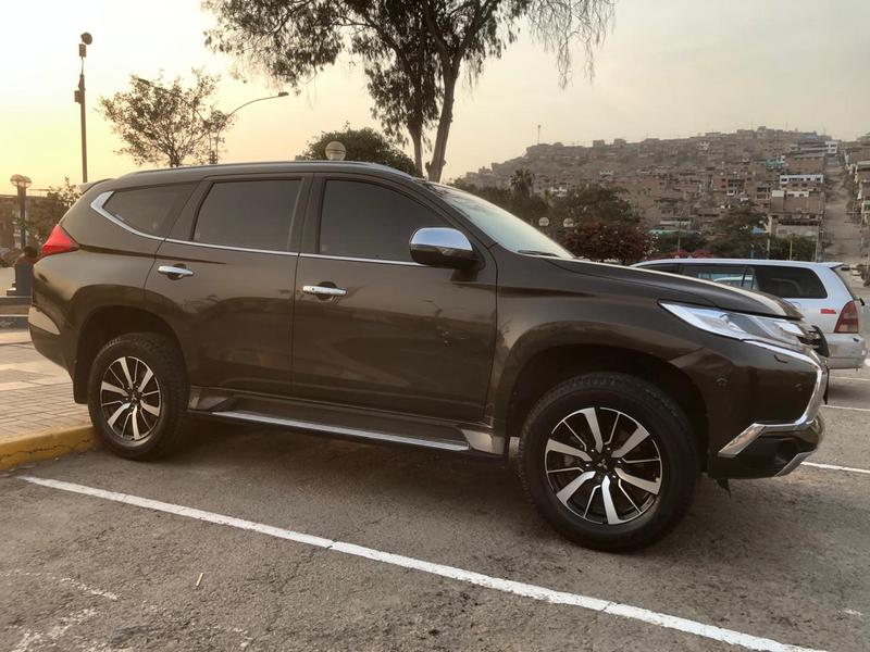 Mitsubishi Pajero Sport • 2018 • 25,000 km 5