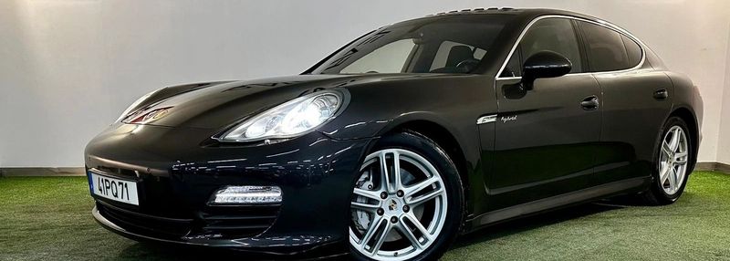 Porsche Panamera • 2011 • 173,000 km 1
