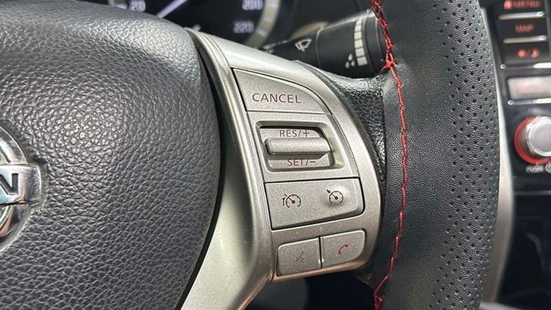 Nissan Navara • 2020 • 34,765 km 11