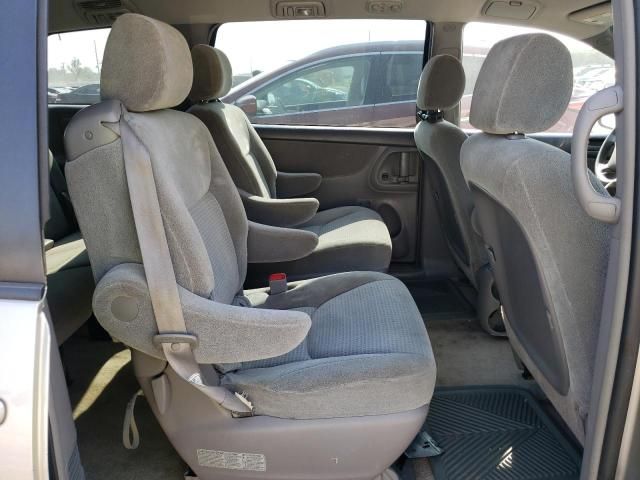 Toyota Sienna • 2007 • 2 km 5