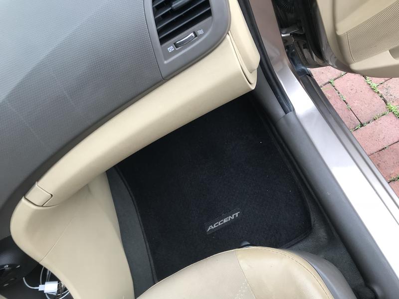 Hyundai Accent • 2013 • 94,500 km 6