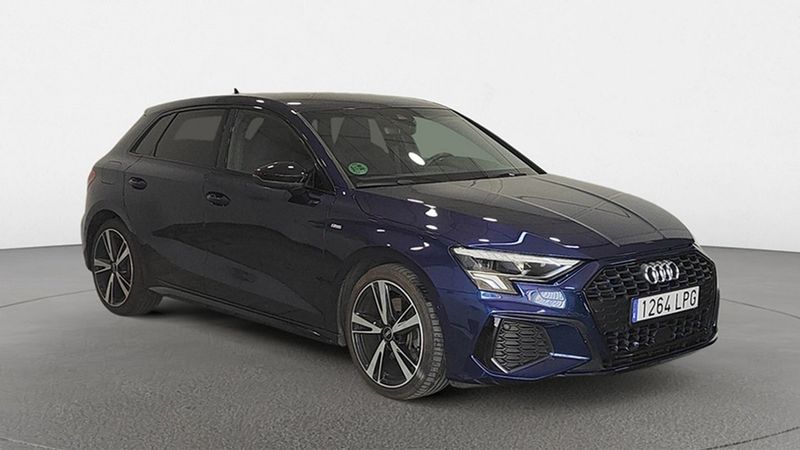 Audi A3 Limuzina • 2021 • 53,421 km 1
