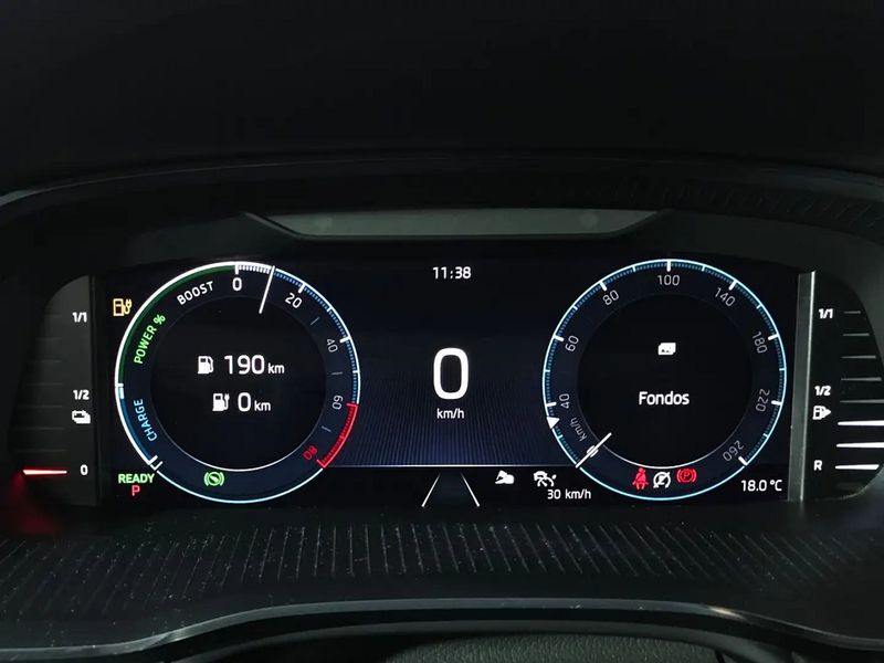 Škoda Octavia • 2021 • 70,100 km 10