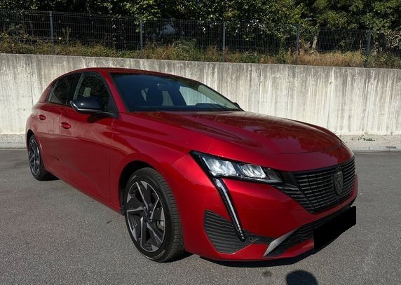 Peugeot 308 • 2024 • 8,300 km 8