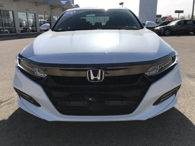 Honda Accord • 2018 • 4,000 km 1