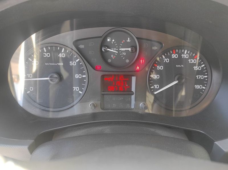 Peugeot 107 • 2018 • 87,000 km 4