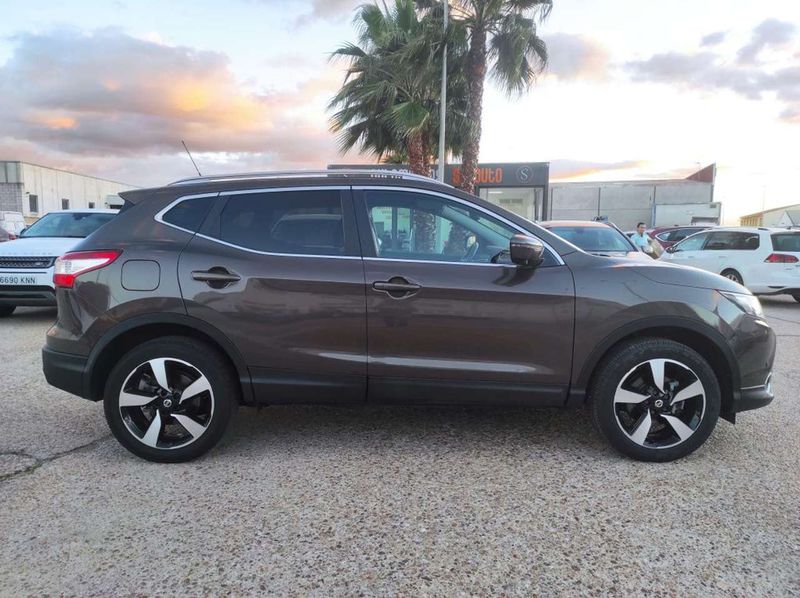Nissan Qashqai • 2017 • 99,405 km 1