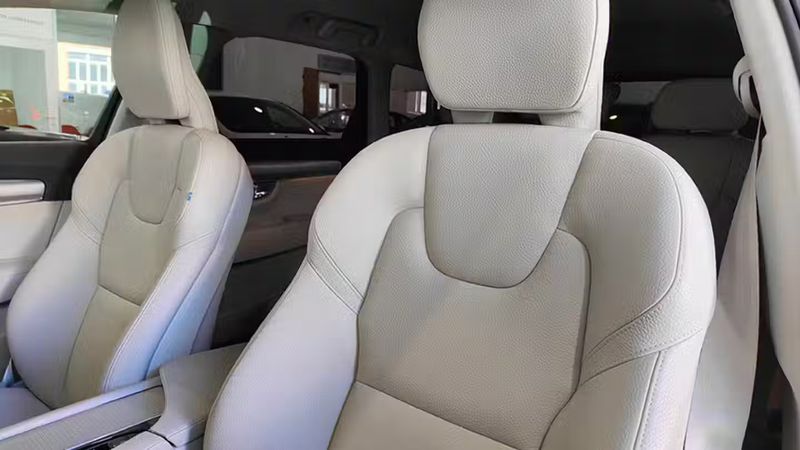 Volvo V90 • 2019 • 70,513 km 4