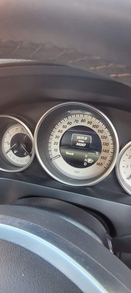 Mercedes-Benz E Cabrio • 2015 • 50,000 km 8