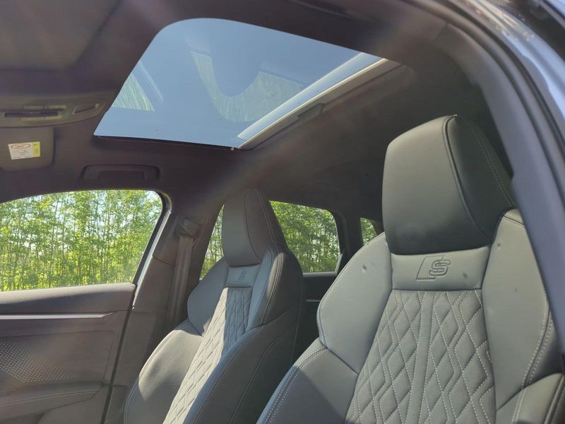 Audi A3 Sportback • 2024 • 5,800 km 10