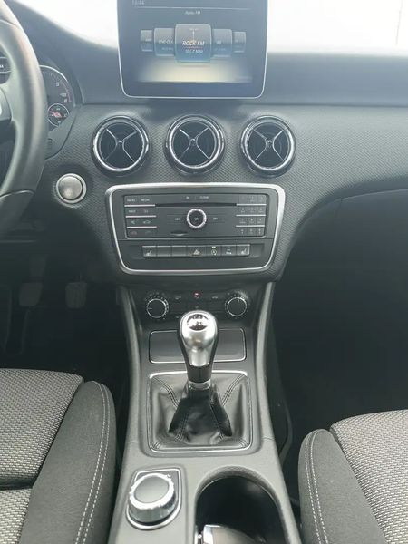 Mercedes-Benz A-Class • 2018 • 116,000 km 6