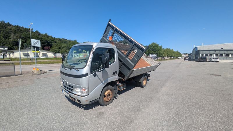Toyota Dyna • 2010 • 154,000 km 7
