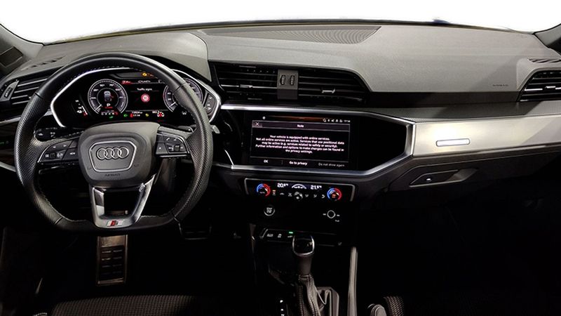 Audi Q3 • 2024 • 13,924 km 6