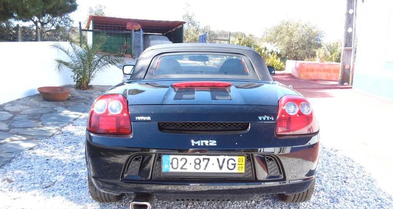 Toyota MR2 • 2003 • 142,000 km 2