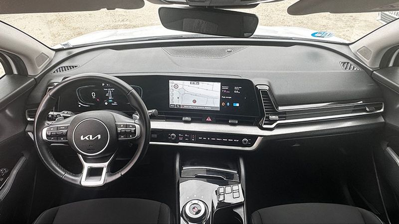 Kia Sportage • 2023 • 75,422 km 5
