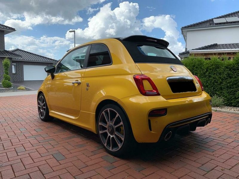 Fiat 500 • 2016 • 64,000 km 10
