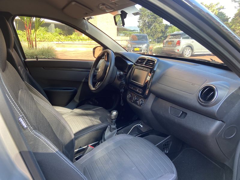 Renault Kwid • 2021 • 11,900 km 7