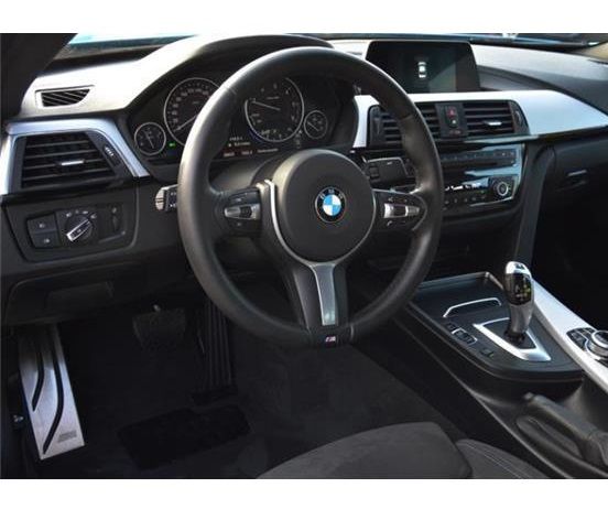 BMW 4 Series • 2017 • 96,600 km 8