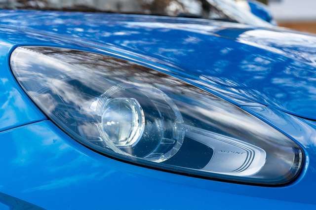 Renault Mégane • 2018 • 32,000 km 27