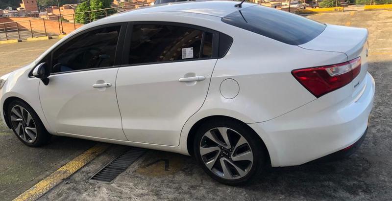 Kia Rio sedan • 2017 • 44,000 km 8