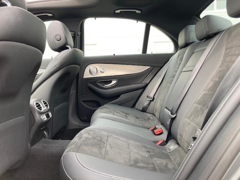 Mercedes-Benz E-Class • 2020 • 30,038 km 22