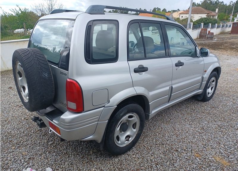 Suzuki Vitara • 1999 • 200,000 km 4
