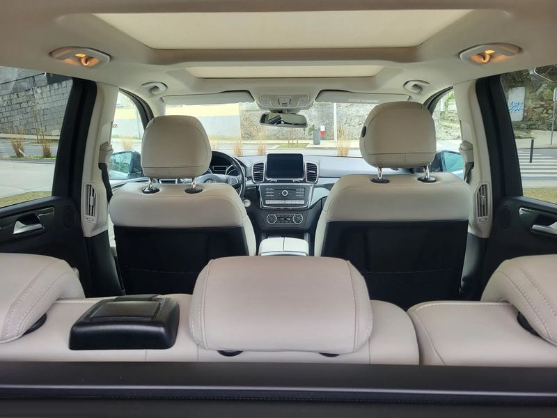 Mercedes-Benz GLE • 2016 • 122,000 km 3