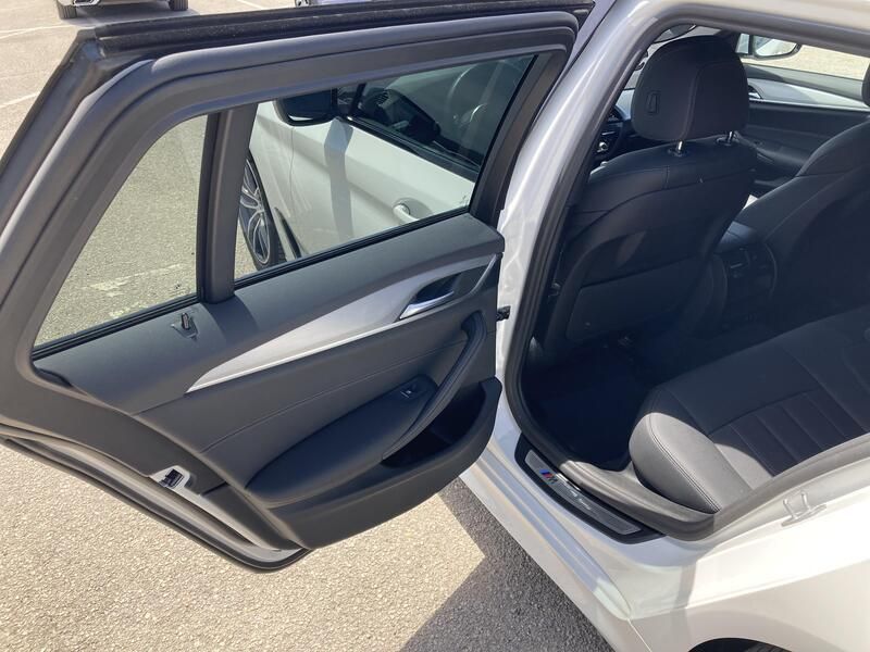 BMW 5 Series • 2023 • 19,800 km 24